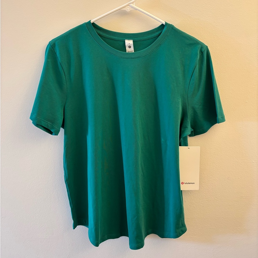 lululemon love crew tee